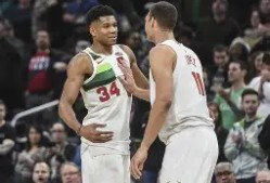 包含雄鹿球星三分绝杀，全场观众热烈欢呼，经济活动还是其他手机资料.的词条