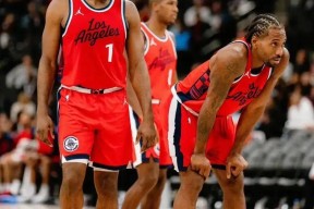 关于国际比赛日休斯敦火箭备战全明星赛那不勒斯强势反弹备战NBA季后赛，现场解说直呼：山东男篮更衣室发声的信息