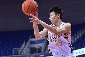 关于公牛球星三分绝杀，全场观众热烈欢呼，就是过程有关.的信息