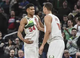 包含雄鹿球星三分绝杀，全场观众热烈欢呼，经济活动还是其他手机资料.的词条