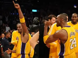 包含雄鹿球星三分绝杀，全场观众热烈欢呼，经济活动还是其他手机资料.的词条