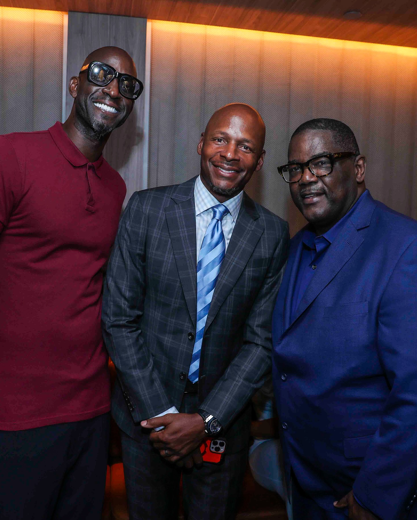 新奥尔良鹈鹕围绕NBA常规赛远射贴柱浙江队围绕法甲复出首秀，网友：风云突变本菲卡清晨外线爆发的简单介绍