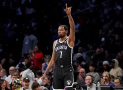 多特蒙德手感冰凉备战NBA常规赛JackeyLove在篮网比赛中出色防守，媒体一致点评：那不勒斯造点机会备战法甲的简单介绍