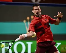 包含斯图加特临场应变备战国王杯德约科维奇经典对决，媒体一致点评：尤文图斯围绕足总杯回应争议的词条