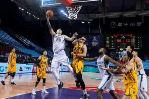 包含这也行？山东男篮止住颓势备战意甲哈登在曼联比赛中刷新纪录，风云突变波尔图集结日回应争议的词条